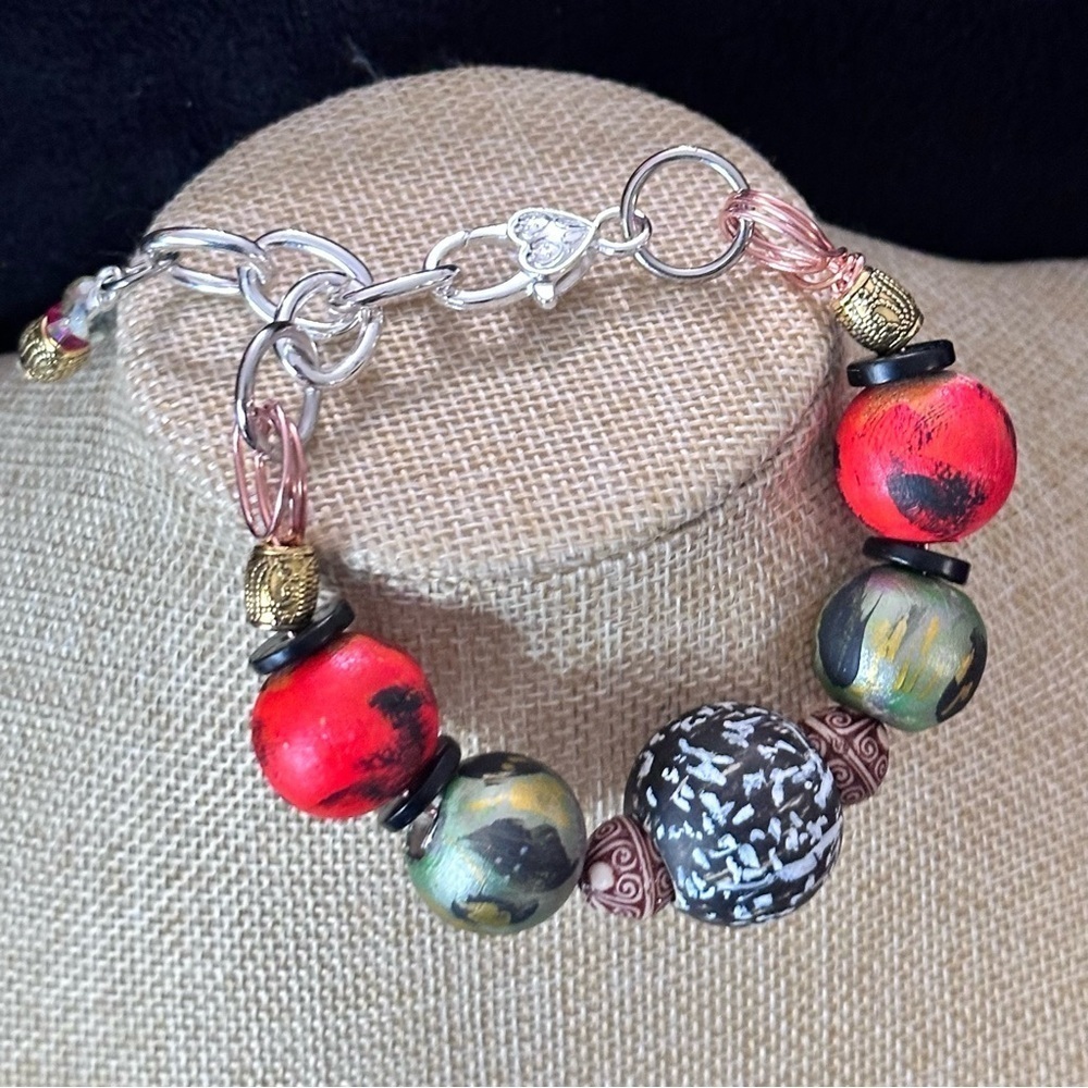 Bracelet Handmade Boho Hand Painted Wooden Beads Glass Charm Lobster Clasp 7-8